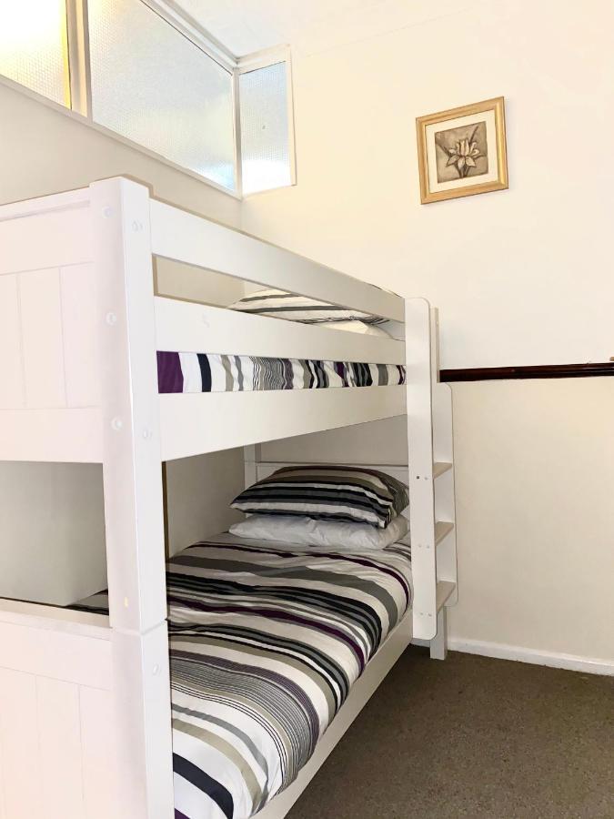 Seaford Lodge Apartments เวสตัน-ซูเปอร์-แมร์ ภายนอก รูปภาพ