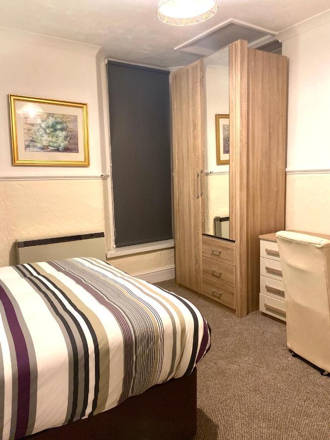 Seaford Lodge Apartments เวสตัน-ซูเปอร์-แมร์ ภายนอก รูปภาพ