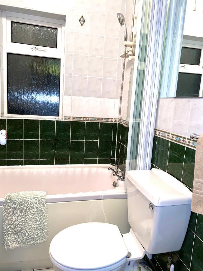 Seaford Lodge Apartments เวสตัน-ซูเปอร์-แมร์ ภายนอก รูปภาพ