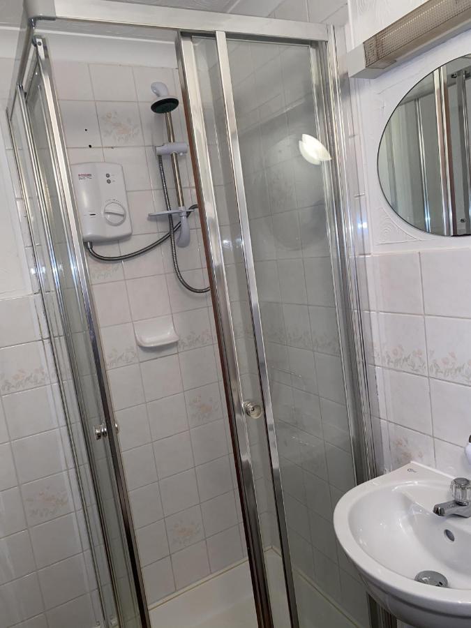 Seaford Lodge Apartments เวสตัน-ซูเปอร์-แมร์ ภายนอก รูปภาพ