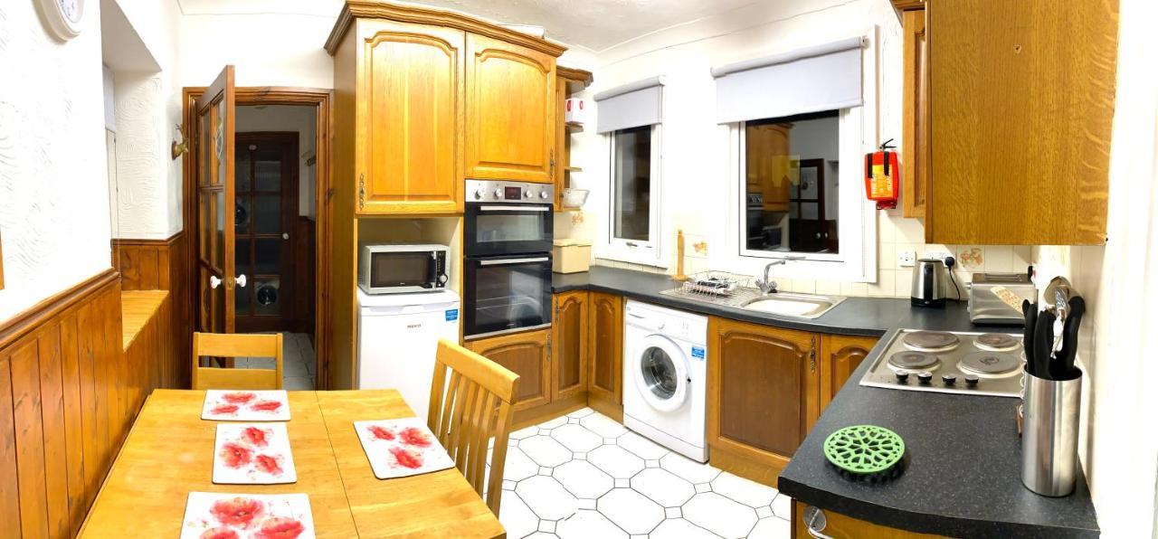 Seaford Lodge Apartments เวสตัน-ซูเปอร์-แมร์ ภายนอก รูปภาพ